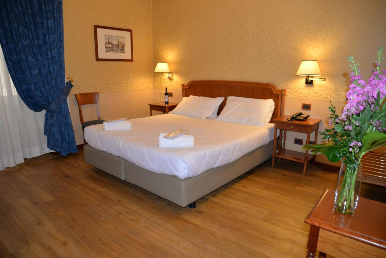 Strozzi Palace Hotel Florencia