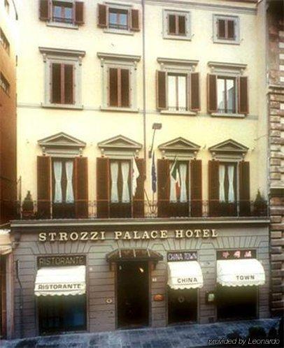 Strozzi Palace Hotel Florencia